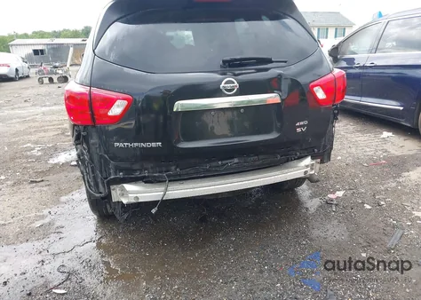 2018 Nissan Pathfinder Sv z USA, uszkodzony, nr VIN 5N1DR2MM0JC609570